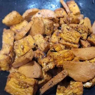 Veg Braised Tofu Ham (Dau Hu Kho Ham Chay)