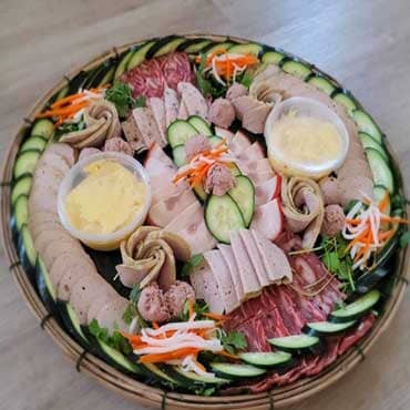 VN Charcuterie kit (Banh Mi Tray)